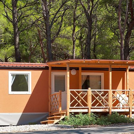 Mobile Homes Basko Polje Campground Baška Voda Buitenkant foto