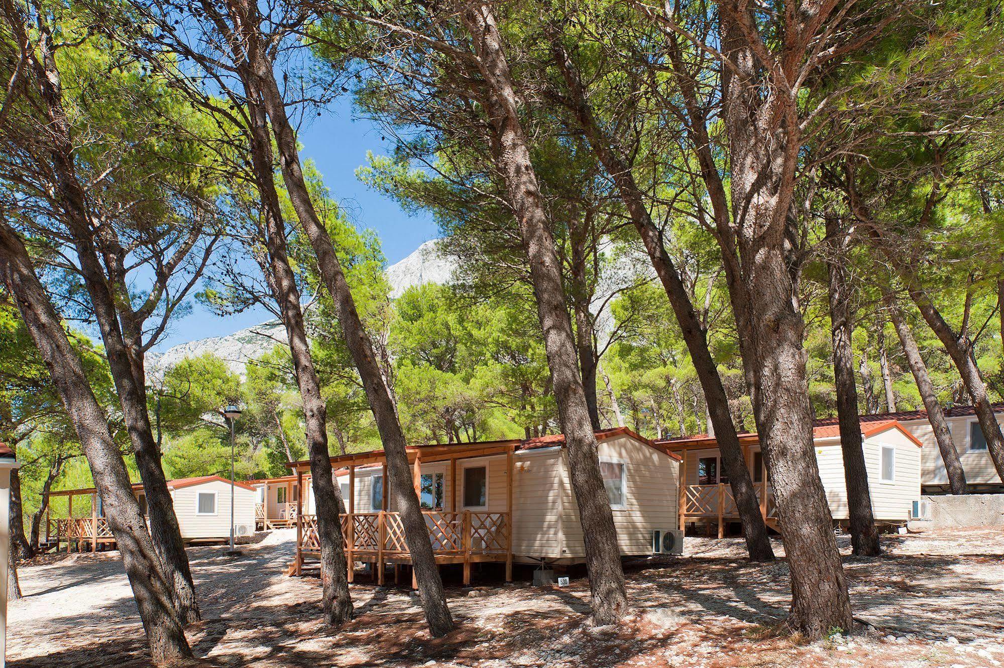 Mobile Homes Basko Polje Campground Baška Voda Buitenkant foto